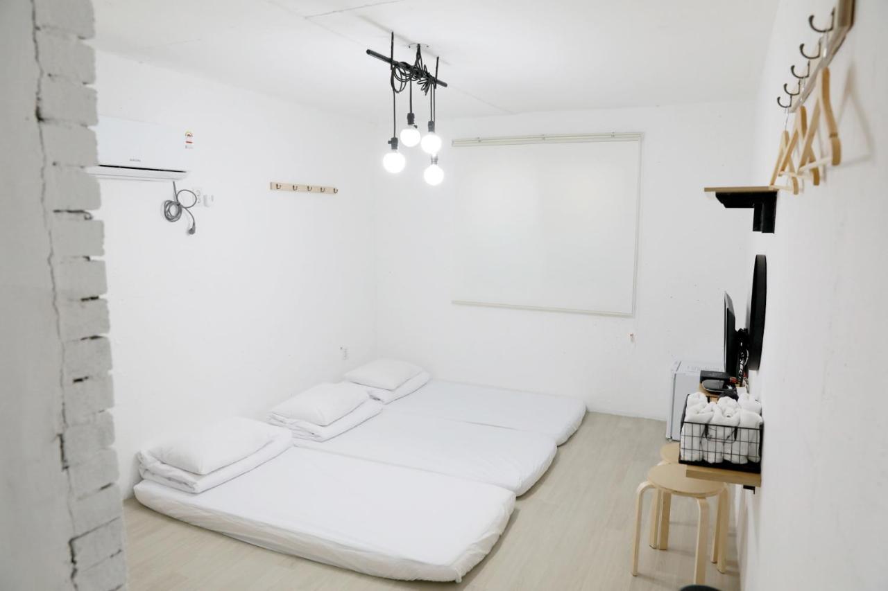 Minihotel Poongdaengi Gyeongju Exterior photo